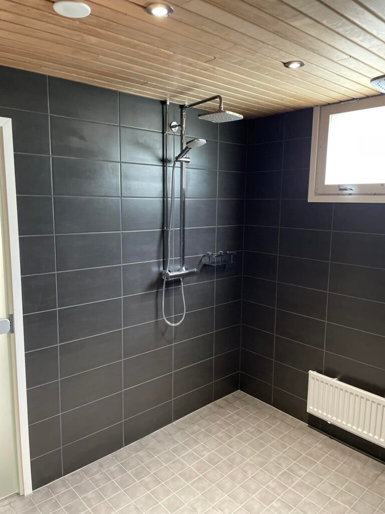 Laattaukko.fi | Laatoitustyöt Pääkaupunkiseudulla